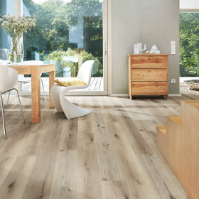 Piso flotante de SPC Rustic Roble Millenium 5mm con manta x ud.